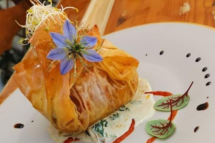 Discover Tavira - Tapas and Wine Tour