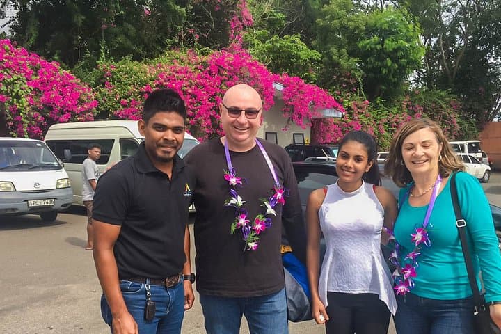Transfer between Colombo Airport (CMB) and Sea Garden Hotel, Negombo