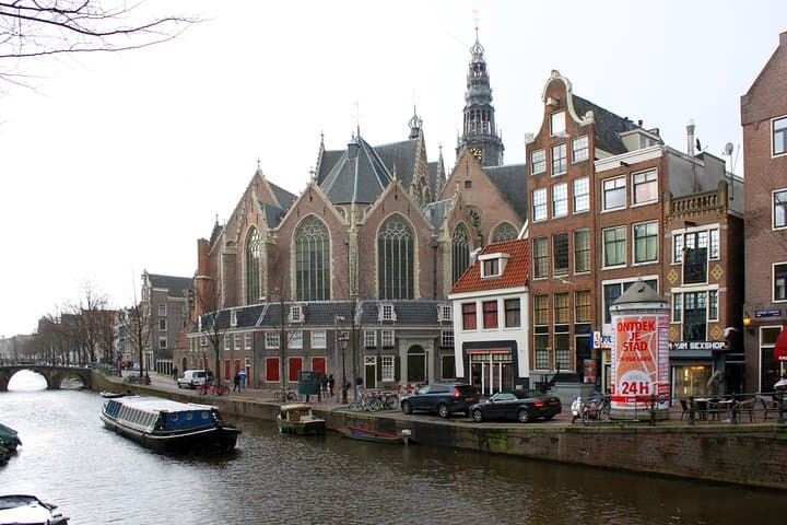 Amsterdam's Red Light District: A Self-Guided Audio Tour