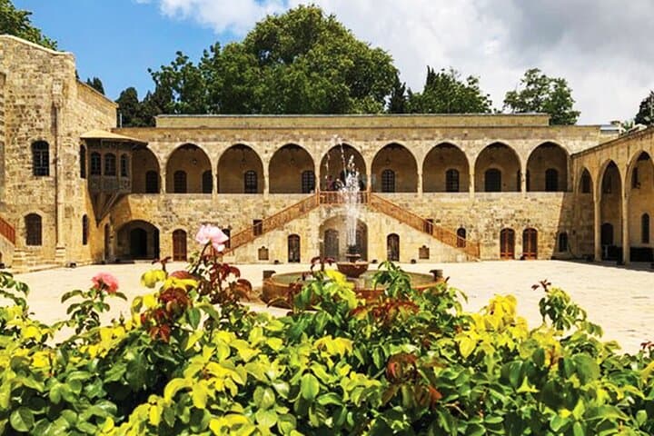 Private Tour to Beiteddine, Deir El Qamar and Cedars from Beirut