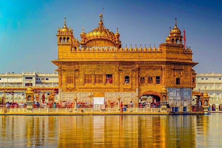 Weekend Trip to Amritsar ex-Delhi: Golden Temple, Heritage Walk and much more!
