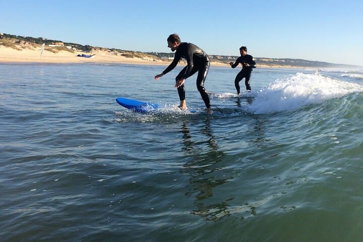 Priv Half Day Surf_full gear round & round trip transport_Lisbon