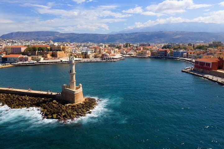Chania old town private tour with licenced guide (price for 6)