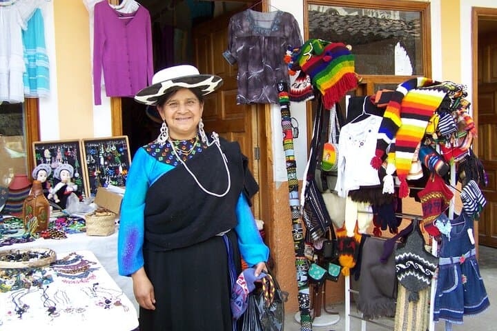 Cuenca to Vilcabamba shuttle