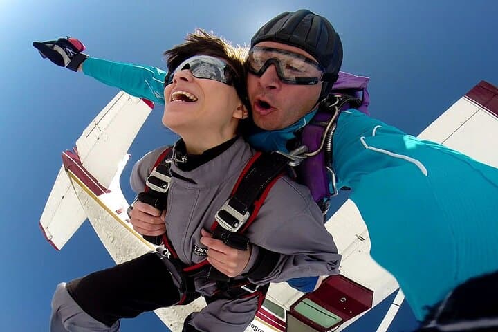 Private Skydiving Experience In Belgrade