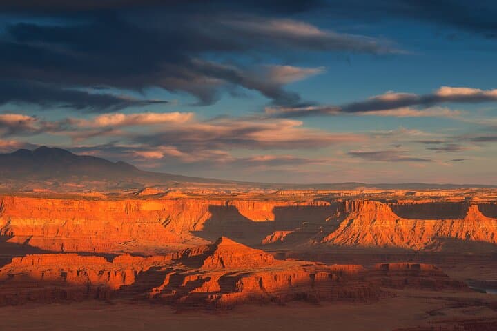 Sunset in Canyon Country Airplane Tour- 60 Min