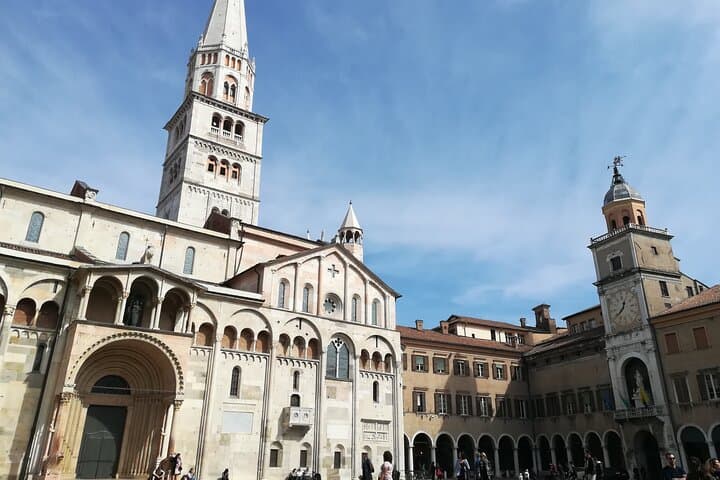 Modena Highlights Private Tour with a Local Guide