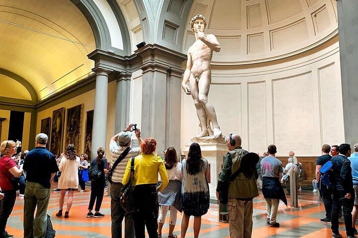 Skip the line, Don't skip the David