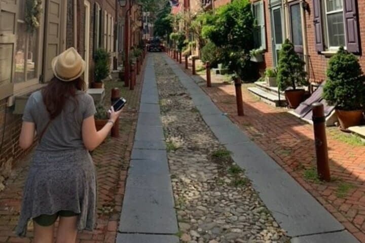 Mysteries on the Move: Scavenger Hunt in Boston