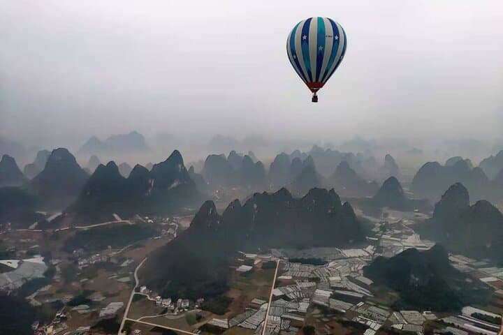 Half-Day Yangshuo Hot Air Ballooning Sunrise/Sunset Private Tour