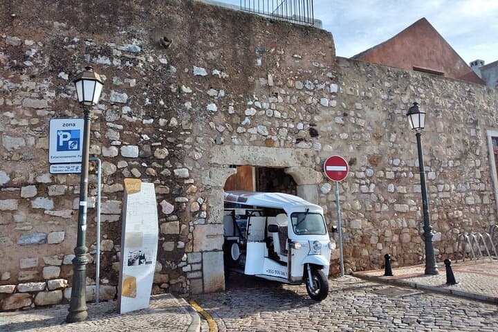 Faro City Tour on Electric Tuk tuks