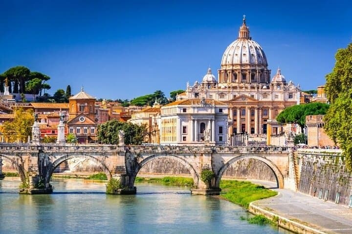 Rome's Best Guided Tour Colosseum and Vatican Museums 2 Days
