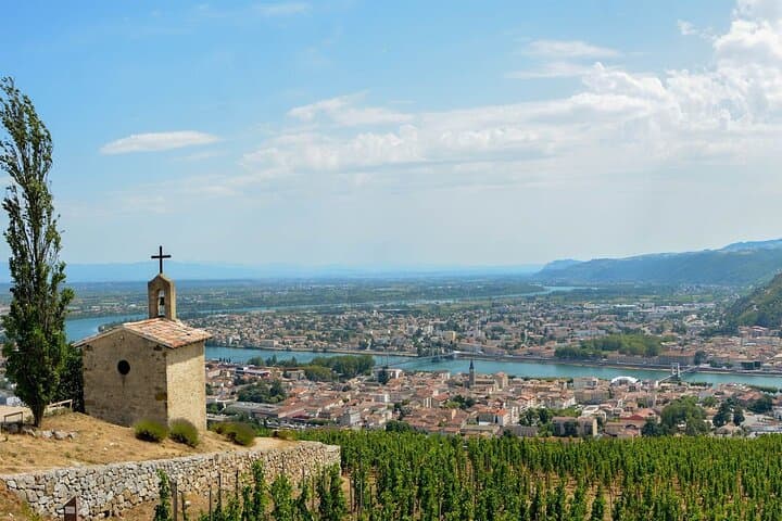 Full Day Guided Wine Tour with Tasting and Lunch