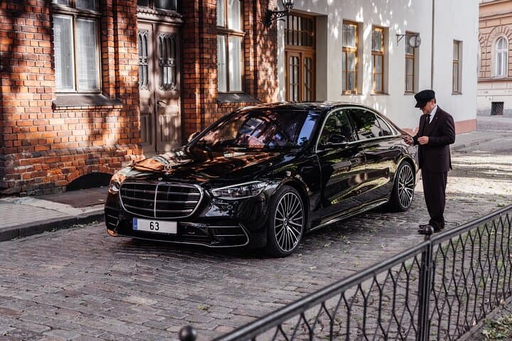 Private Transfer from Milan Malpensa to Milan