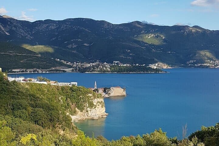Private Transfer from Budva to Podgorica Airport and city