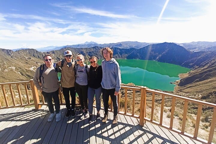 Private Tour: Quilotoa & Tigua Painting Workshop