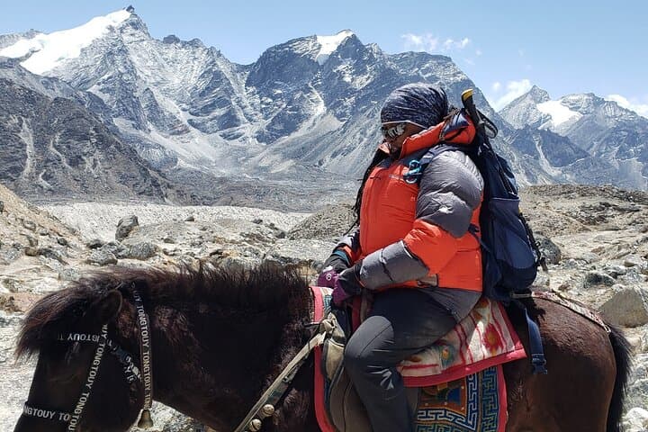 Conquer the Majestic Ama Dablam Base Camp: A Trekker's Paradise