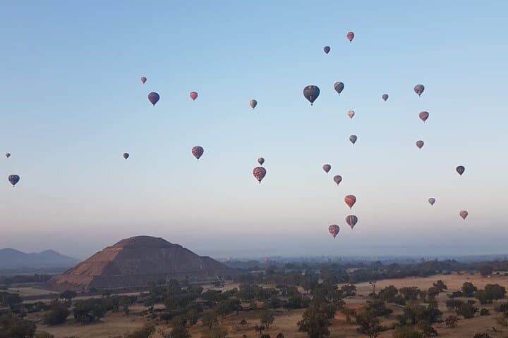 Hot Air Balloon Teotihuacan Tour