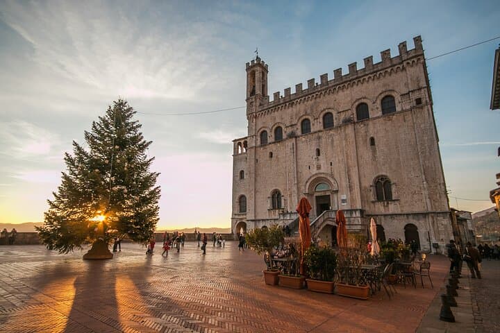 Gubbio guided tour with lunch and Horseback Ride with tasting
