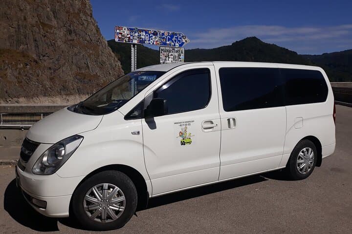 Private Car or Van with Driver in Bucharest – 4 or 8 Hours