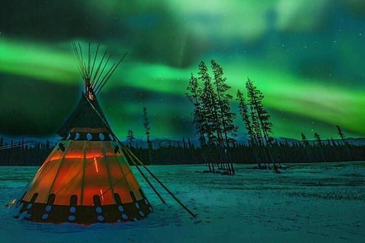 4-Day Guided Tour to Yellowknife Aurora Viewing