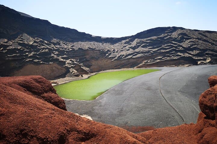 Tour to Timanfaya, La Geria and La Laguna Verde