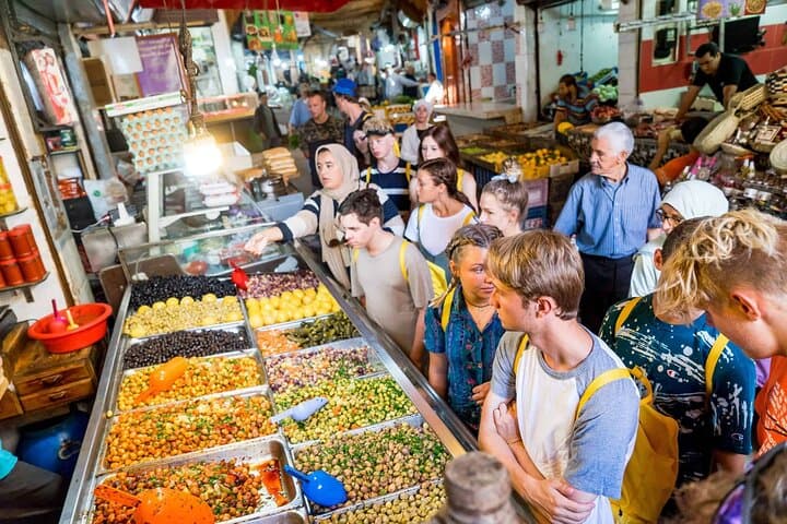 Foodie and Sightseeing Tour in Fez El Bali