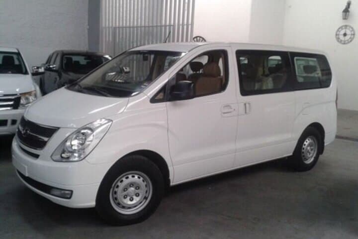 Transfer from or to Airport Mariscal Sucre (one way)