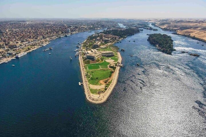 Private 6 days Egypt tour Cairo . Aswan Luxor Nile Cruise