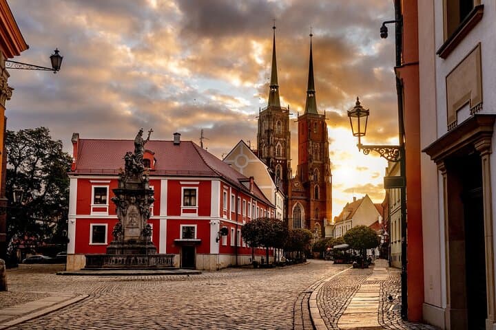 Fascinating Highlights of Wroclaw - Private Walking Tour