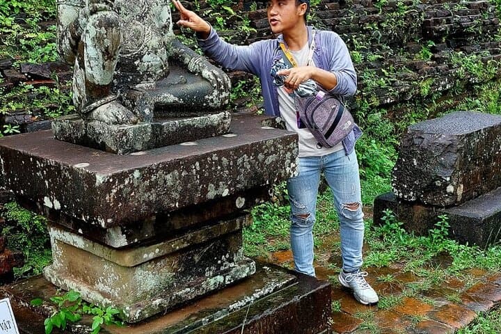 My Son Early Morning Tour with Nguyen