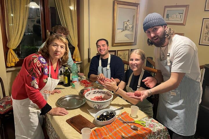 Cooking & eating with Locals in their home kitchen in Rome