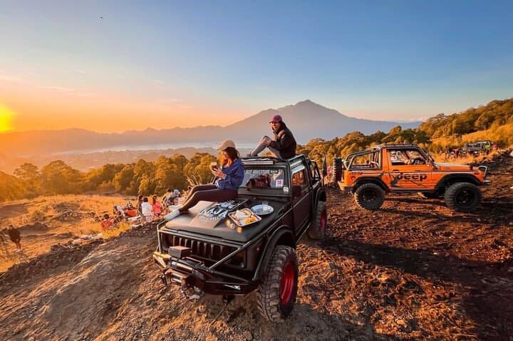 Mount Batur Sunrise Jeep Tour with Natural Hot Spring