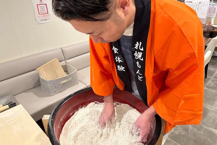 Gluten-free soba making experience and gluten-free tempura plan!
