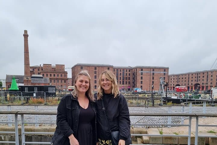 3 Hours Private City Highlights Liverpool Walking Tour