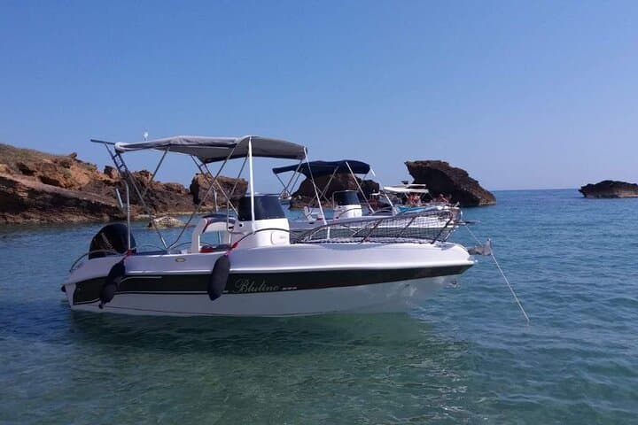 Scala dei Turchi boat excursion on the Agrigento coast