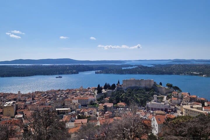 Private Driver guide to Šibenik starting from Zadar + sightseeing