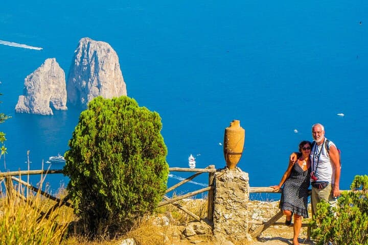 Charming Love stories of Capri Walking Tour
