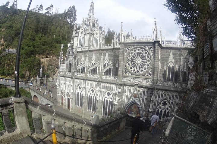 Las Lajas Sanctuary Full day private tour from Quito.