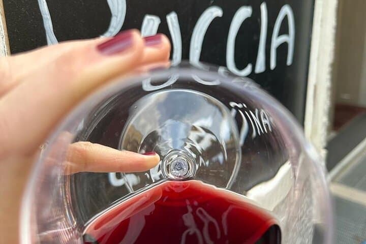 Lecce: Paint & Aperitivo