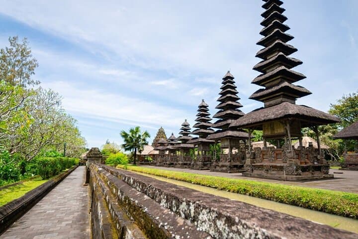 Tanah Lot Temple - Half Day Tour - All Inclusive