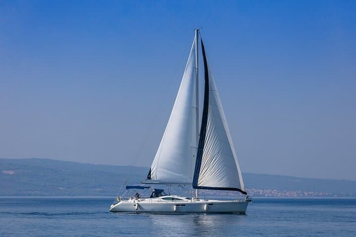 2-Day Private Sailing Exploration in Omiš Riviera and Brač