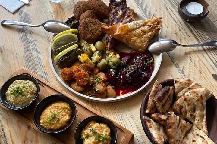 Harrogate Food & History Tour with local guide