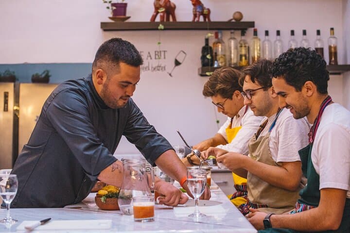 Local Market and Peruvian Cooking Class with Pisco Sour in Cusco