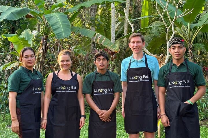Balinese Authentic Cooking Class in Ubud