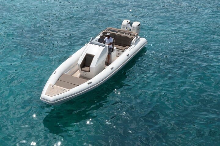 PAROS Private premium boat trip to Antiparos & Despotiko islands