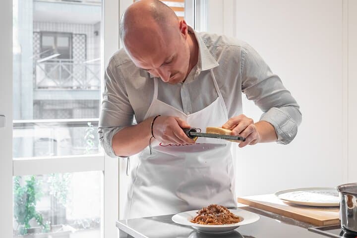 Hand-made pasta cooking class in Milan