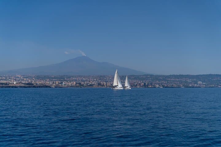 From Catania: 3 days Luxury sailing to Marzamemi and Portopalo