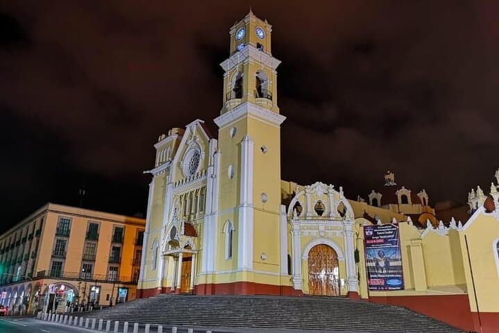 Xalapa and its aroma of coffee. Fall in love!