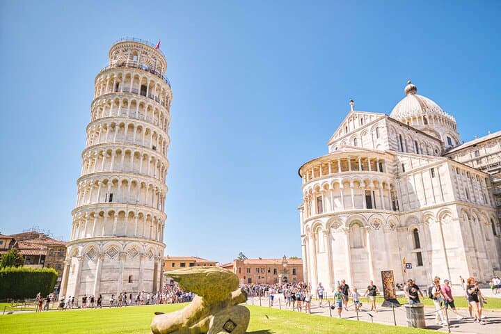 Pisa and Lucca Day Trip from Florence